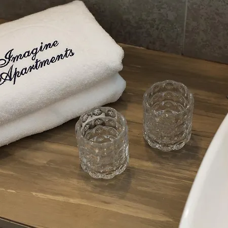 Imagine Apartment *
