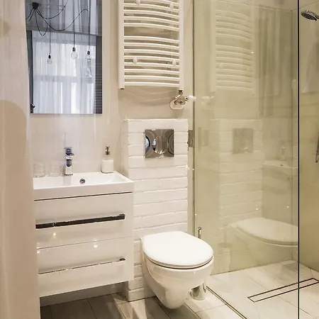 Imagine Apartment *