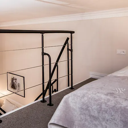 Imagine Apartment